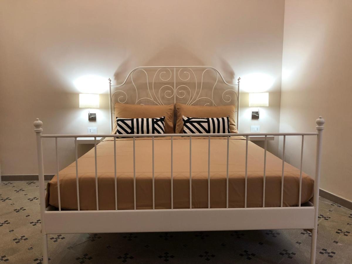 B&B Meliora Rooms Avola Eksteriør bilde