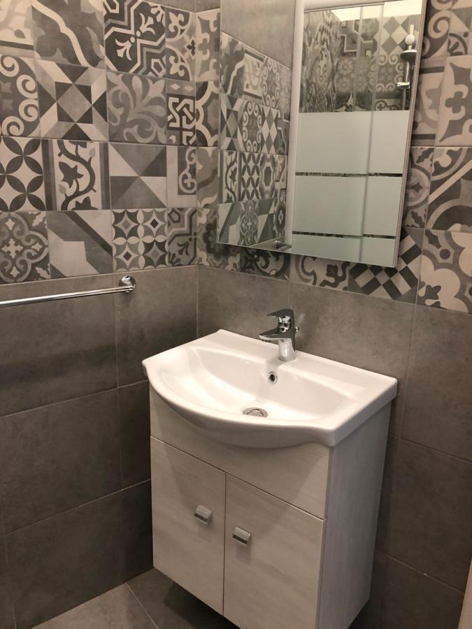 B&B Meliora Rooms Avola Eksteriør bilde