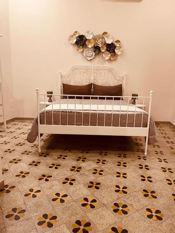 B&B Meliora Rooms Avola Eksteriør bilde